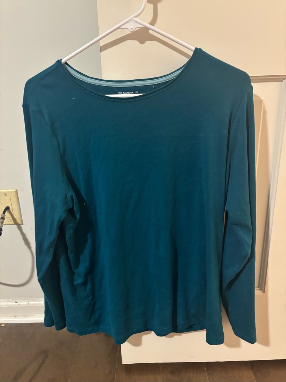 Women’s Talbots Teal Long-Sleeve Crewneck Top